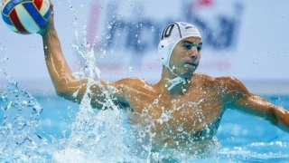 Εθνική Πόλο Κ19: Εύκολη νίκη επί της Ρουμανίας «δια χειρός» Γκίλλα