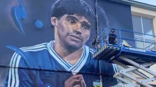 Μαραντόνα: Γιγάντια τοιχογραφία του κοσμεί τα στενά της Πομπηίας