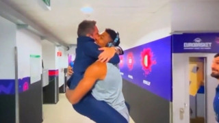 Ποτσέκο για την αγκαλιά στον Γιάννη: «Μου είπε άντε γ@μ*$ου...»