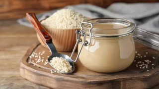 Θερμίδες, βιταμίνες και όλα τα σημαντικά οφέλη υγείας από το ταχίνι