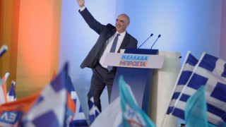 Η τούμπα Μεϊμαράκη πριν την ομιλία του στην Ομόνοια! (video)