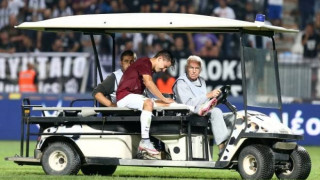 Νοκ-άουτ ο Σιμόες 