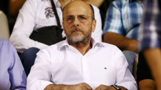 Συγγνώμη και συνέντευξη Τύπου από Αλαφούζο