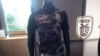 ΕΠΙΚΟ σχόλιο στο διαδίκτυο για τη στρατιωτική φανέλα (pic)