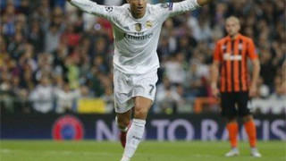 Εύκολα η Ρεάλ με χατ τρικ Ρονάλντο, περίπατος και για Παρί (VIDEOS)