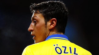 Γιατί όχι και στη Φενέρ ο Μεσούτ;