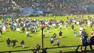 Τραγωδία στην Ινδονησία με δεκάδες νεκρούς