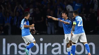 Πρόκριση στους «16» με τεσσάρα η Νάπολι, πέρασε και η Κλαμπ Μπριζ