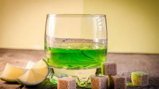 Aψέντι: Πόσα ξέρετε για το μυθικό ποτό που αποκαλούσαν και «πράσινη νεράιδα»;