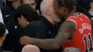 ΝτεΡόζαν: Έγραψε ιστορία και ο Πόποβιτς πήρε τάιμ άουτ για να αποθεωθεί