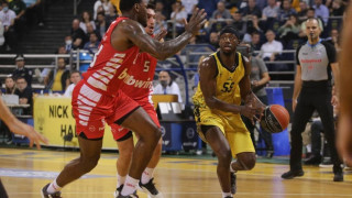 Ο Χάγκινς διέψευσε… την πιάτσα