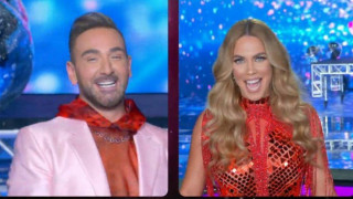 J2US-Κατερίνα Στικούδη: «Φωτιά» στα… κόκκινα με το αποκαλυπτικό της φόρεμα (vids)