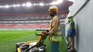 Ο άνθρωπος που δουλεύει για 1 ευρώ την ώρα