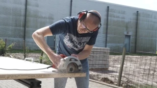 Απίθανο: Γυναίκα νοικιάζει τον σύζυγό της, για να κάνει σε άλλες οικιακές δουλειές