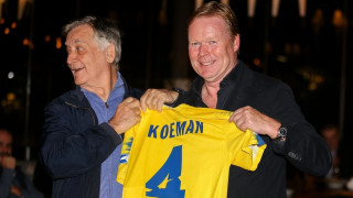 Ο Παναιτωλικός τίμησε τον Κούμαν και του έκανε δώρο φανέλα!