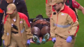 Αγωνία για Βαρέλα: Έχασε τις αισθήσεις του μετά από σουτ στο πρόσωπο