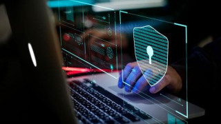 Υποκλοπές: Παρέμβαση του εισαγγελέα Ντογιάκου, κάλεσε τον Βαξεβάνη