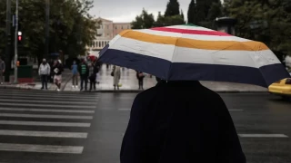 Ο καιρός την Τετάρτη (4/2): Αυξημένες νεφώσεις με τοπικές βροχές