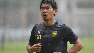 Χειρουργείο για τον Καγκάβα - Η φωτογραφία του με τις πατερίτσες