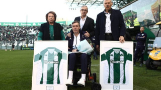 Ο Σπύρος Μαραγκός βραβεύτηκε από τον Παναθηναϊκό και αποθεώθηκε