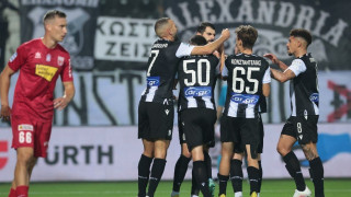 Η κριτική... κριτική, όμως, η αλήθεια είναι ότι ο ΠΑΟΚ και εντός στόχων βρίσκεται και το μέλλον του χτίζει