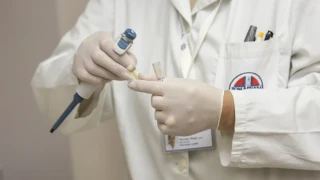 Tελικά άλλο είναι το... ασθενές φύλο: Και αρρωσταίνουν πιο πολύ και δεν θέλουν να πάνε στο γιατρό