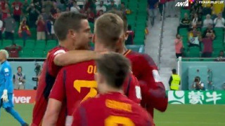 Ιδανικό κατέβασμα και εκτέλεση από τον Όλμο για το 1-0 της Ισπανίας κόντρα στην Κόστα Ρίκα