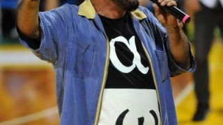 Το τραγούδι του Ζουγανέλη για τον Γκάλη! (videos)