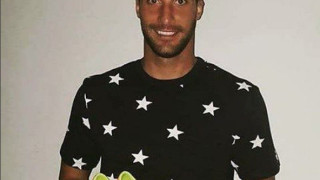 Σε δημοπρασία τα παπούτσια