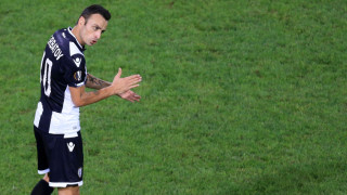 Όρθιος και περήφανος