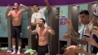 Μουντιάλ 2022: Μεγάλο «πανηγύρι» στα αποδυτήρια της Αργεντινής μετά τη νίκη