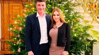 Γερμάνος βουλευτής παράτησε την γυναίκα του και τρία παιδιά για να συνάψει σχέση με πορνοστάρ!