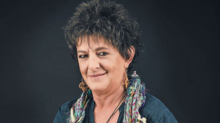 Ο Άρης κάλεσε τη Φωτεινή Βελεσιώτου στο Παλέ για μπάσκετ, σνίτσελ και... τρίγωνα