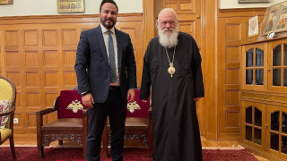 Ο Διαμαντής Γκολιδάκης στο πλευρό της εκκλησίας- Συναντήθηκε με τον αρχιεπίσκοπο Ιερώνυμο