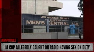 Νεαρή αστυνομικός στο Λος Άντζελες ερωτοτροπεί εν ώρα εργασίας!