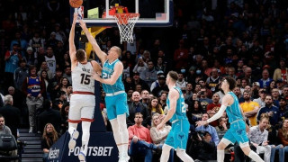 ΜΥΘΙΚΗ εμφάνιση Γιόκιτς, μέγας Λεμπρόν, πολυβόλο οι Τίμπεργουλφς