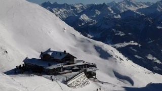 Αυστρία: Χιονοστιβάδα καταπλάκωσε σκιέρ