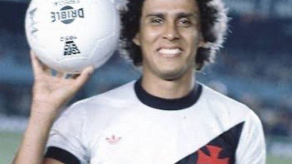 Μετά τον Πελέ, στην «γειτονιά των αγγέλων» και ο Ρομπέρτο Ντιναμίτε!