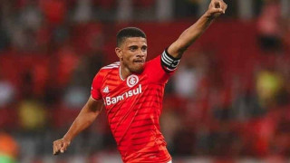 Ο Τάισον αποχαιρέτησε την οικογένειά του και βλέπει... Τούμπα (pic)