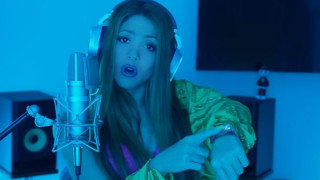 Σακίρα και Πικέ «ξεκατινιάζονται» με το... Ferrari ή Twingo, Rolex ή Casio