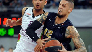 Βαριά καμπάνα για Χάκετ