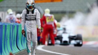 Τυλίχθηκε στις φλόγες το μονοθέσιο του Χάμιλτον (video)