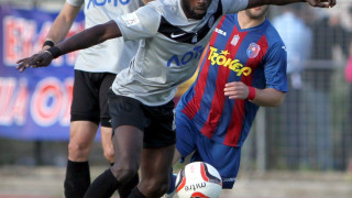 Στο στόχαστρο και ο Ζαν Ακάσου