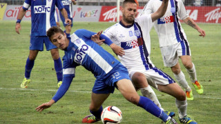 Υπέγραψε και ο Μπιτσάκος