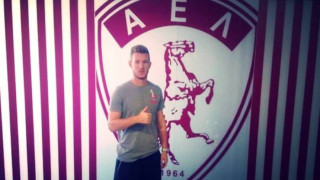 Στα «βυσσινί» ο Φορνέρ