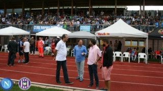 Η γνωριμία Μιχαλάκη-Ντε Λαουρέντις (video)