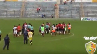 Απίστευτο ξύλο σε ματς Νέων στη Βραζιλία (video)