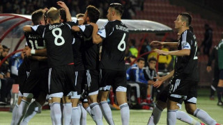 Ο αετός των Αλβανών και η αντίδραση Κάτσε! (pic)