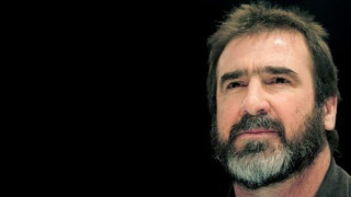 Η γυμνή φωτογράφηση του Ερίκ Καντονά! (pics)