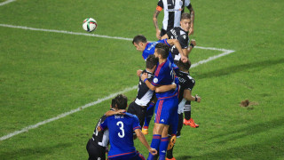 Να χάνεις κεφαλιές έτσι…